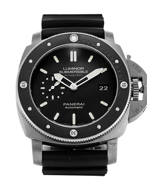 pre owned panerai submersible